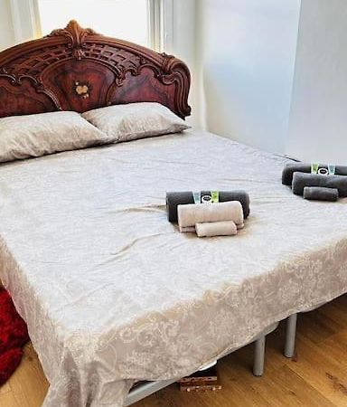 3 Bed House East London Home 외부 사진