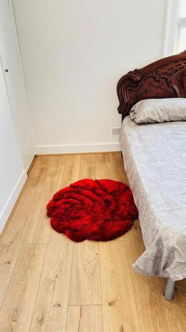 3 Bed House East London Home 외부 사진