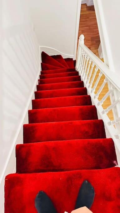 3 Bed House East London Home 외부 사진