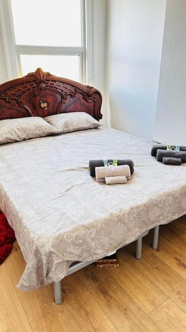 3 Bed House East London Home 외부 사진